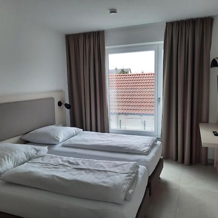 Hotel-Gasthof Obermeier Allershausen Exteriör bild